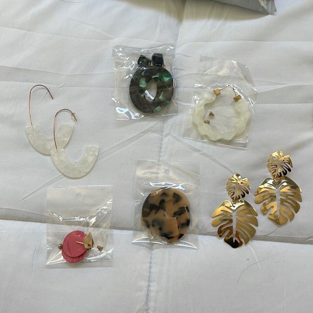 Various earrings